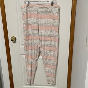 Cozy Heart Pattern Pajama Pants in Pink and Gray